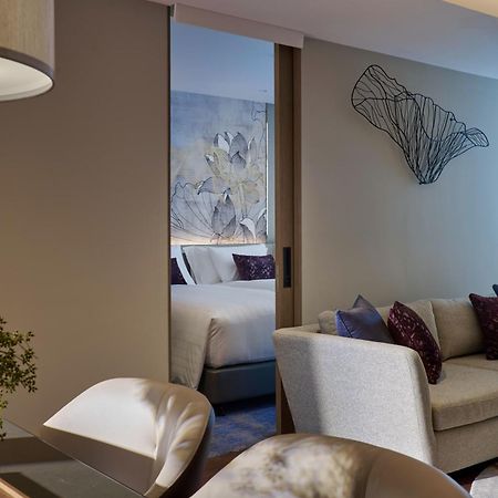 Chatrium Grand בנגקוק מראה חיצוני תמונה A sliding door