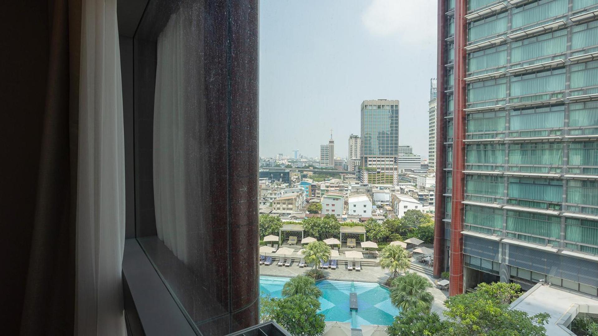 Chatrium Grand בנגקוק מראה חיצוני תמונה View of the pool